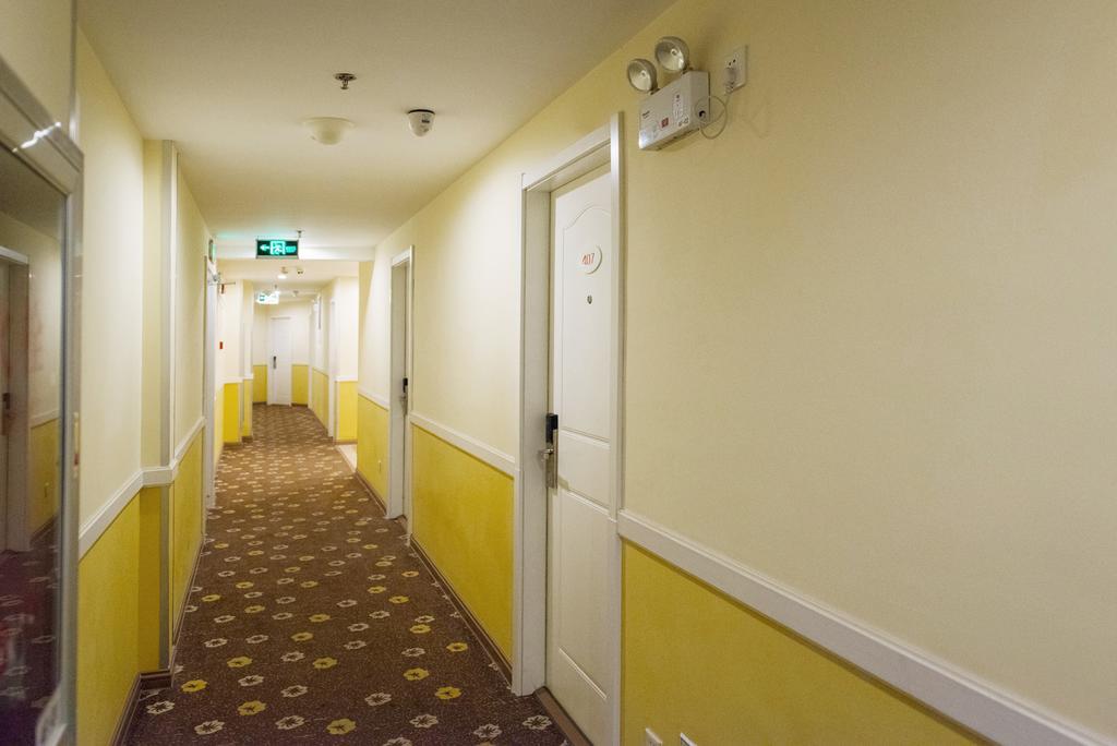 Home Inn Yichang Gezhou Dam Экстерьер фото